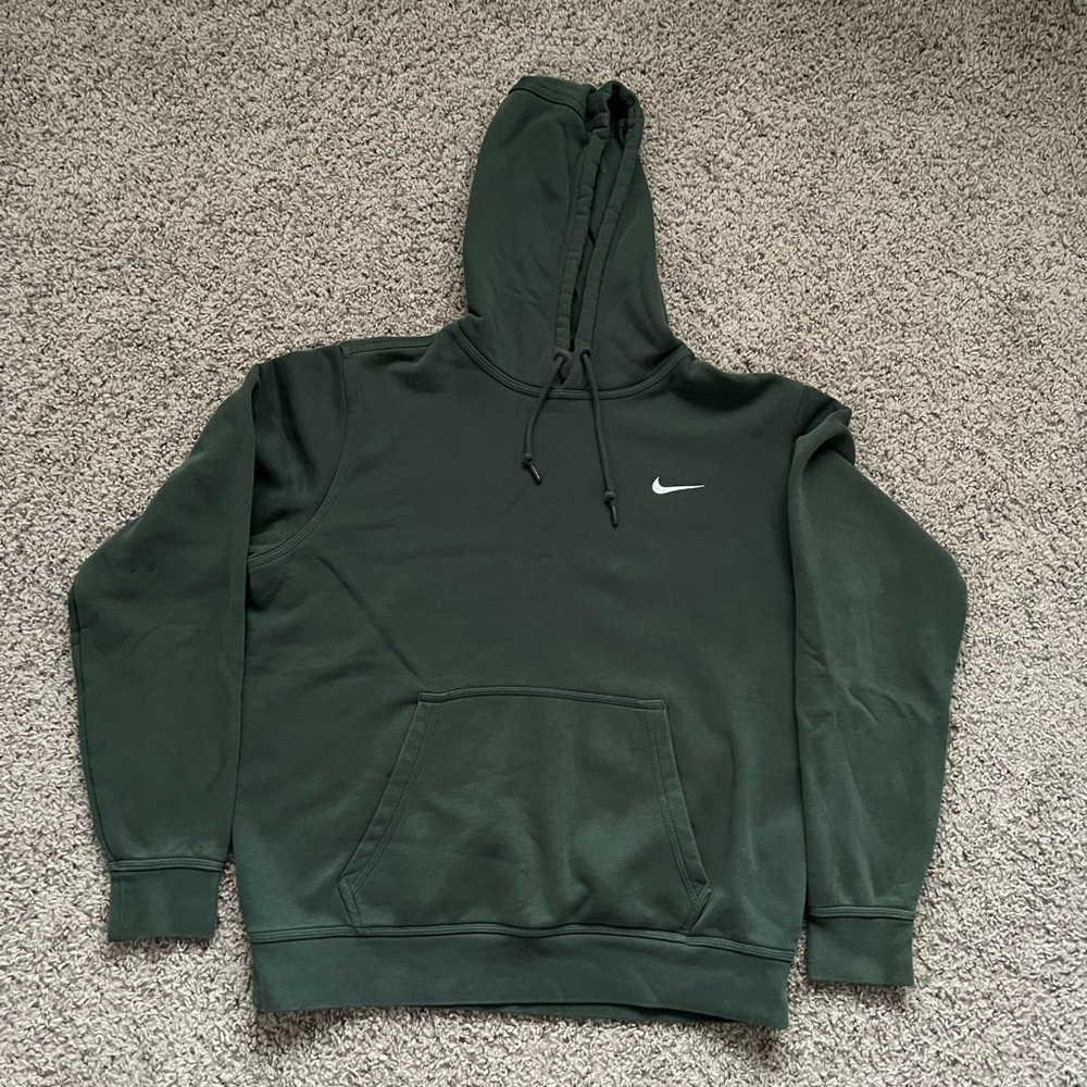 Green Nike women’s hoodie